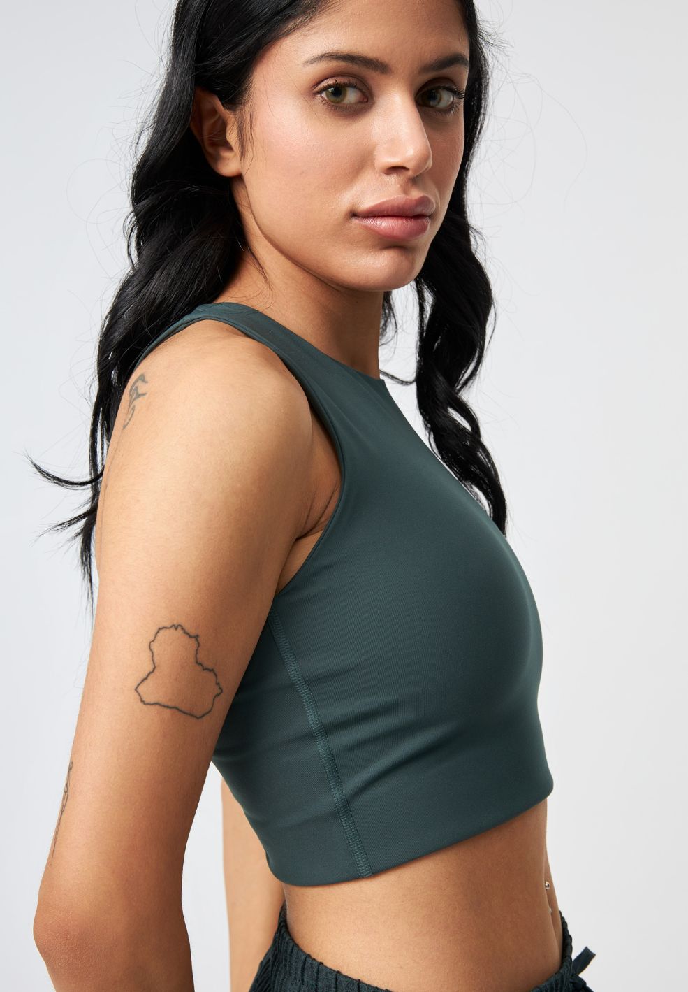 Dylan Bra Moss Green-Sportswear- by Girlfriend Collective- Verse Amsterdam