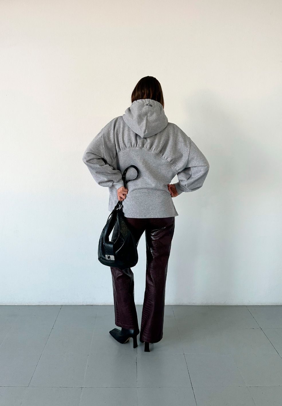 Detroit Grey Sweatshirt-Knitwear- by Laagam- Verse Amsterdam