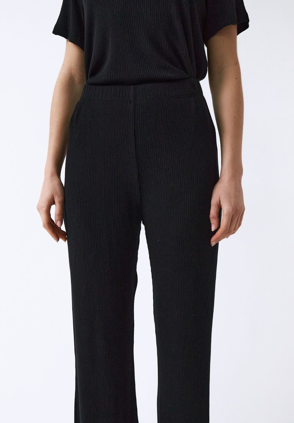 Lula Fine Rib Pant Black-Tops- by AMT- Verse Amsterdam