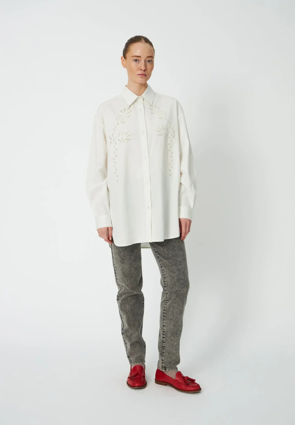 Loose Shirt With Embroidery White