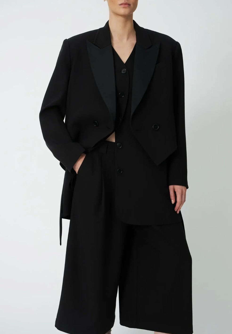 Tuxedo Blazer Black