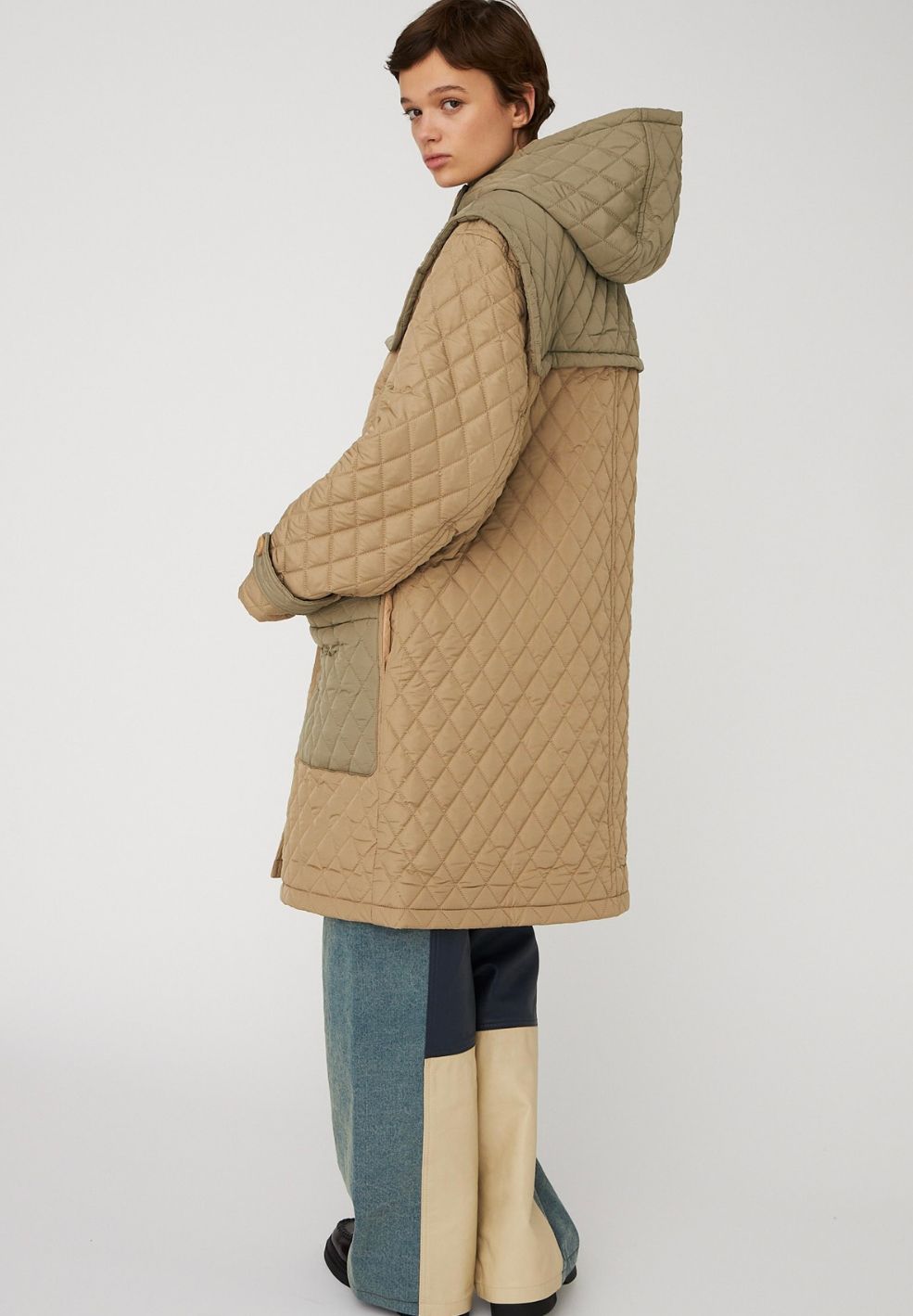 Quilted Duffel Coat Olive-Coats & Jackets- by Stella Nova- Verse Amsterdam