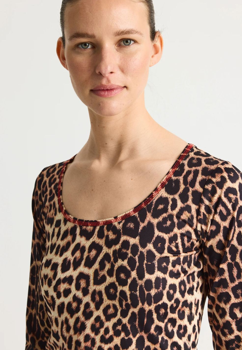 KeylaRS Leopard Top