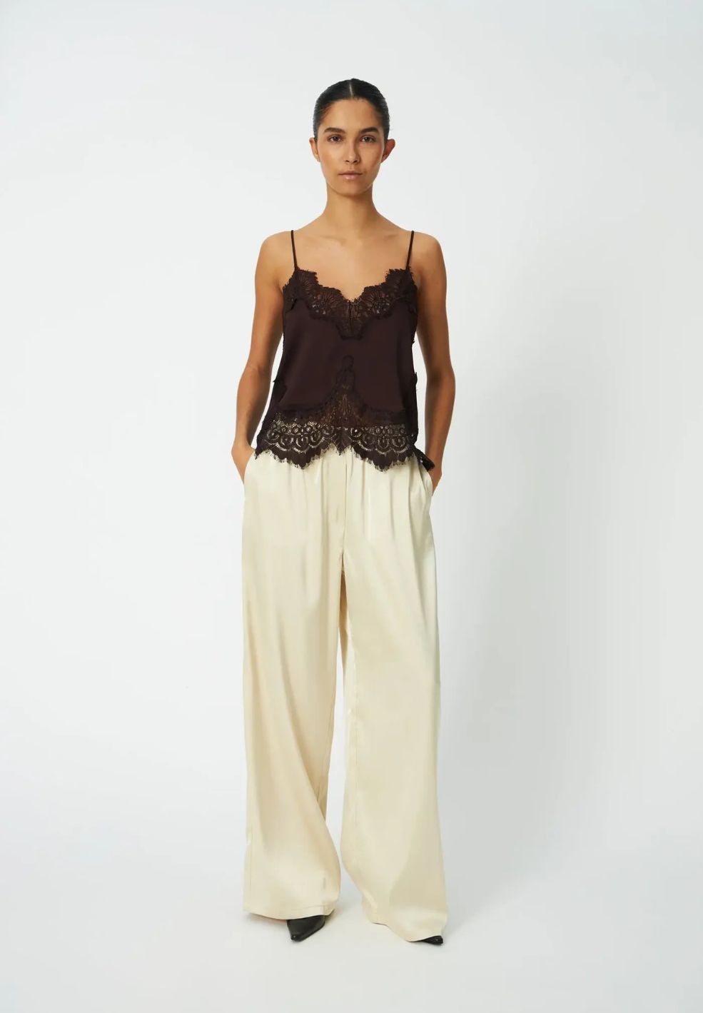 Underlayer Lace Top Brown