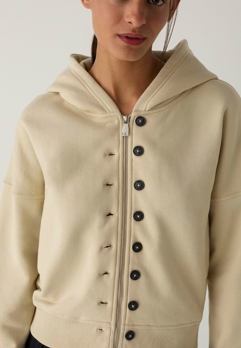 Chiara Ecru Zipper Sweatshirt