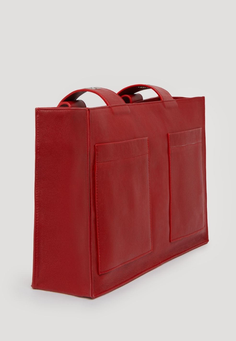 Muse Shoulder Bag Red from 100% nappa leather product photo 2 | Verse Good Store

